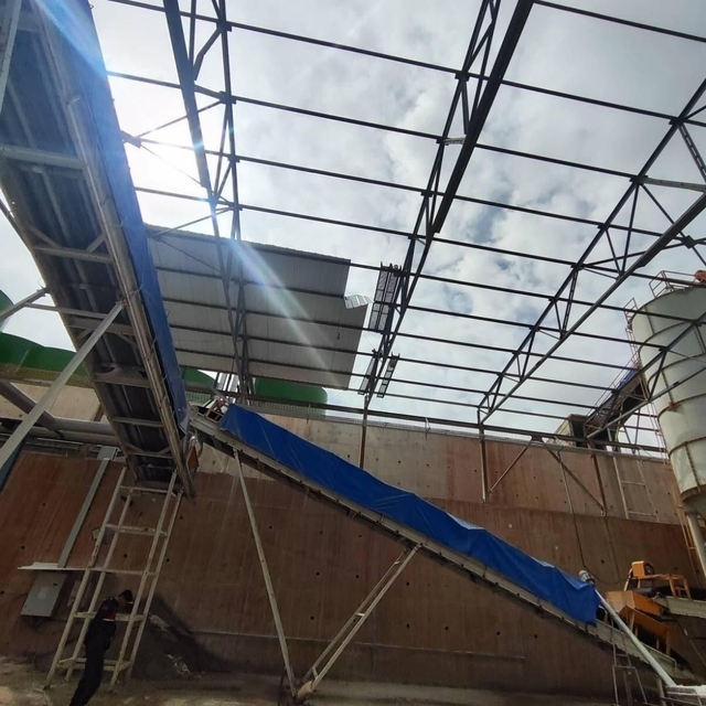 Çatıdan düşen işçi öldü