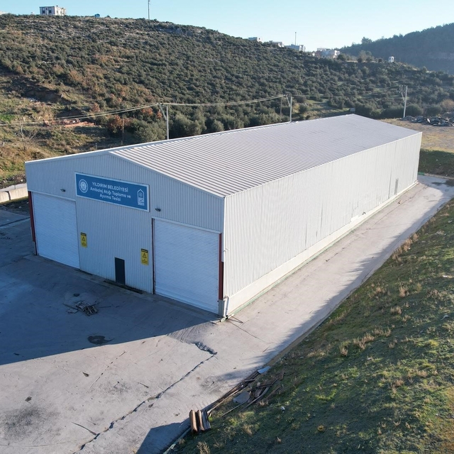 Yıldırım'da geri dönüşümle her ay 5 bin ağaç kurtarılıyor
Yıldırım Belediye...