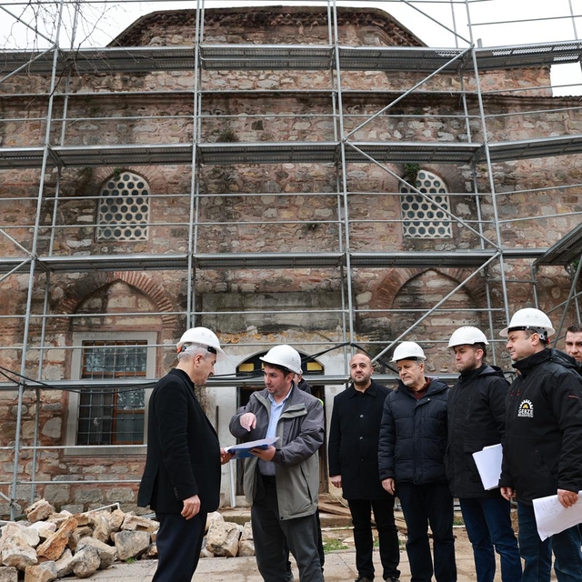 Gebze Belediye Başkanı Büyükgöz, tarihi hamamda yürütülen restorasyon çalış...