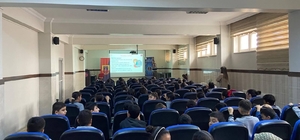 Jandarmadan öğrencilere siber güvenlik eğitimi