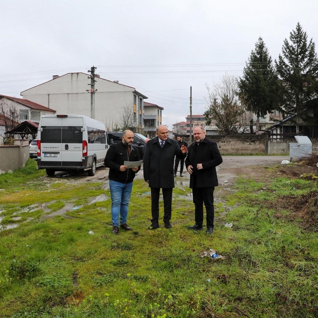 Hamidiye ve Tokuşlara mahalle konağı
Başkan Özlü'den saha incelemesi