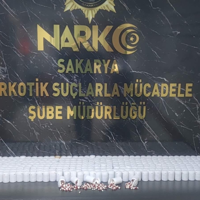 Polis uyuşturucuya geçit vermiyor: 2 tutuklama