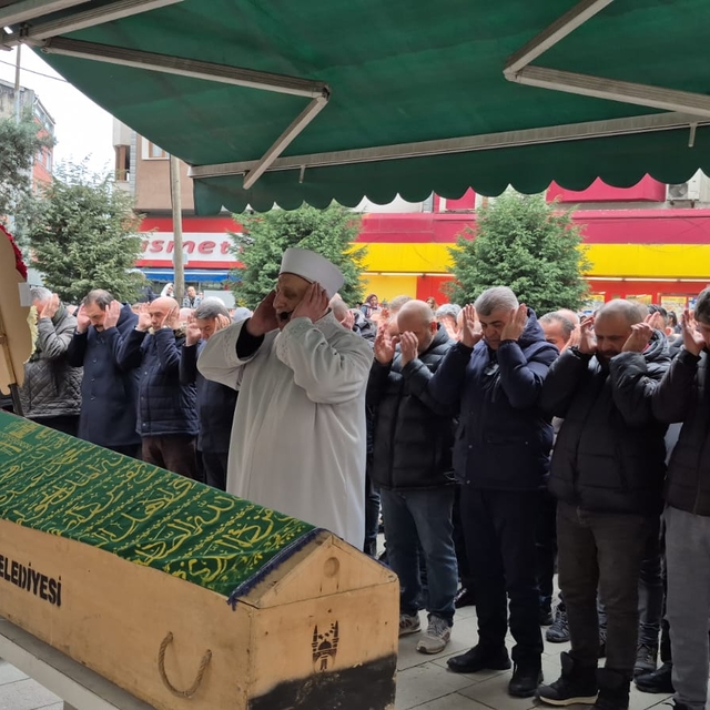 Spor yaparken kalp krizi geçirip ölen hemşireye veda