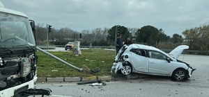 Akhisar’da OSB kavşağında trafik kazası: 1 yaralı