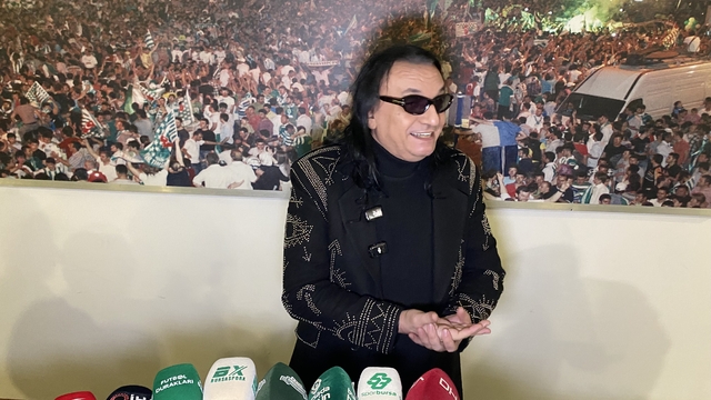 Bursaspor'a özel 'Cendere' hazırlanıyor: Kırdar'dan şampiyonluk mesajı
Gökhan Kırdar'dan Bursaspor taraftarına müjde:
"Cendere'nin Bursa'ya özel versiyonu yolda"