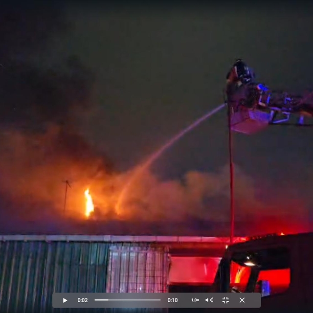 Edirne'de mobilya imalathanesinde yangın