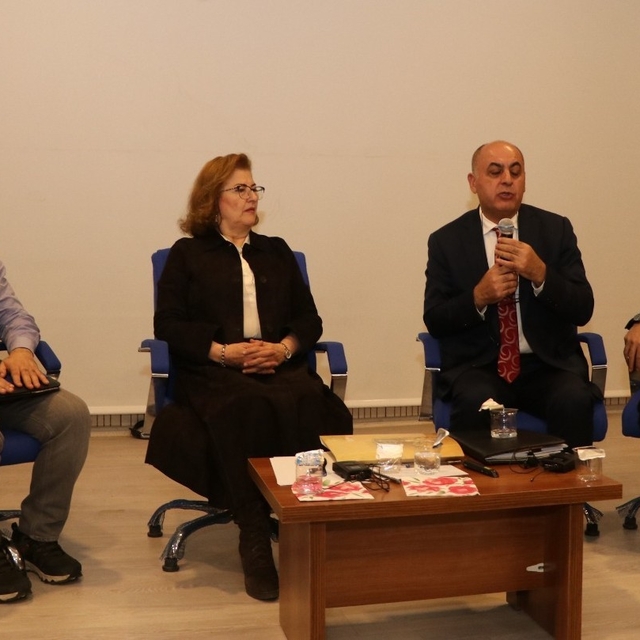 "Maziden İstikbale Oltu" paneli düzenlendi