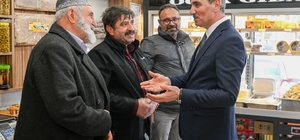 Vali Abuş esnafı dinledi