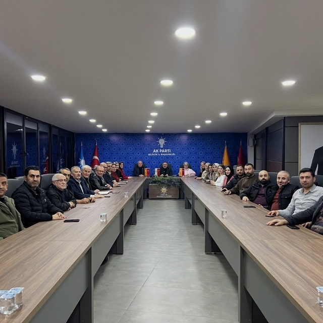 AK Parti Bilecik'te Haftalık İl Yönetim Kurulu Toplantısı gerçekleştirildi