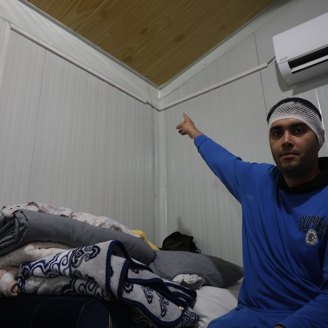 Bayram günü konteyneri delip geçen yorgun merminin kafasına isabet etmesiyl...