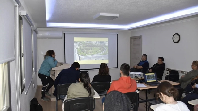 Köyceğiz Meslek Yüksekokulu'nda 'Tıbbi Aromatik Bitkilerin Peyzajda Kullanımı' semineri