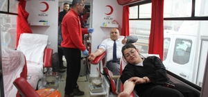 Malazgirt'te kan bağışı kampanyasına yoğun ilgi