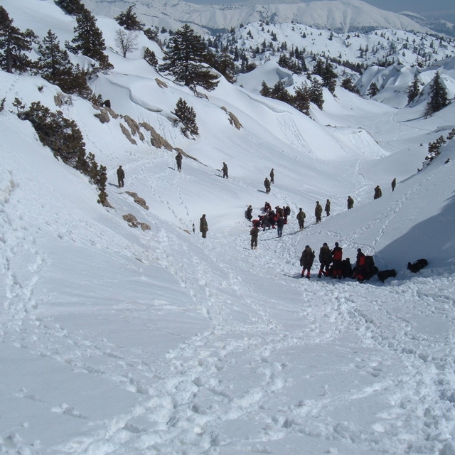Yazıcıoğlu'nun cezaevi arkadaşı konuştu, suikasta FETÖ izleri
Muhsin Yazıcı...