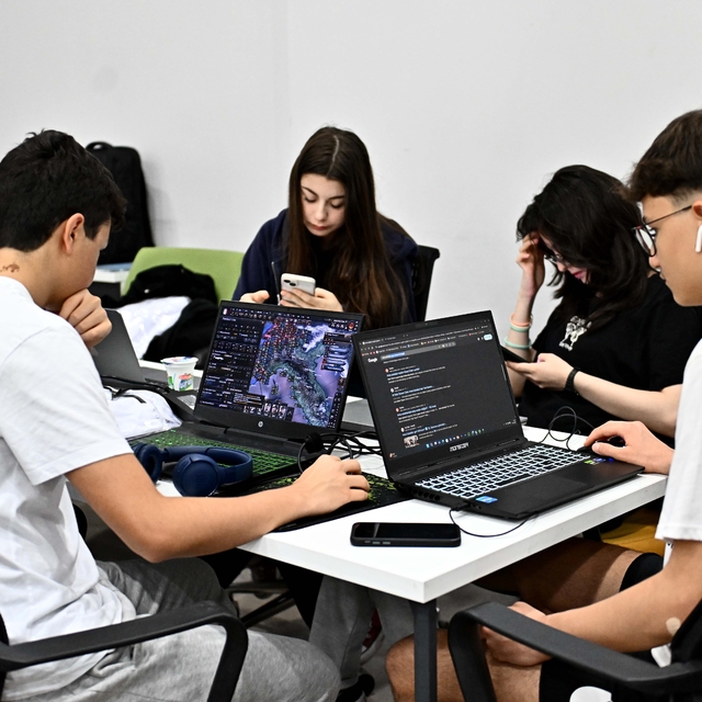 Yapay Zeka ile Görsel Üretim Atölyesi başlıyor