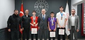 Düzce'nin Şampiyon Taekwondocuları şehri gururulandırıyor