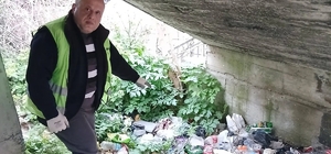 Şehrine olan vefasını emeklilikte de sürdürüyor