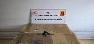 Şanlıurfa'da 17'nci yüzyıla ait olduğu değerlendirilen 8 tablo ele geçirild...