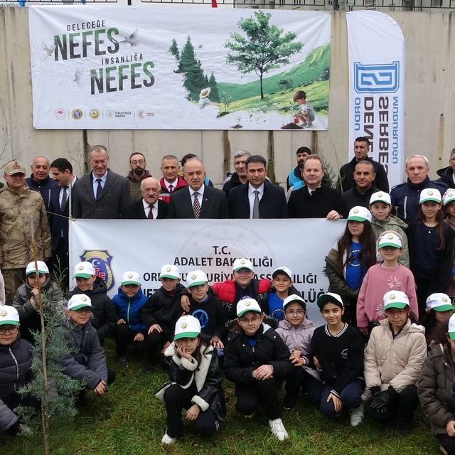 Ordu'da fidanlar topraklar buluşturuldu