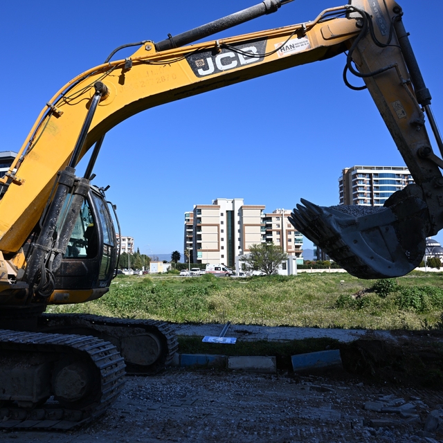 Güzelyurt'un sorunlu kanalizasyon hattı yenileniyor