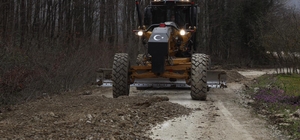 Köylerde yol bakım çalışmaları tamamlanıyor