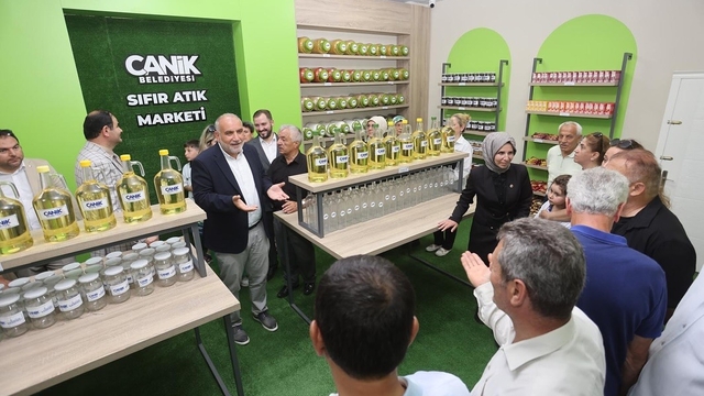 Canik Belediyesi'nden aile ekonomisine katkı: Atıklar kazanca dönüşüyor