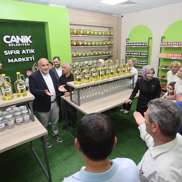 Canik Belediyesi'nden aile ekonomisine katkı: Atıklar kazanca dönüşüyor