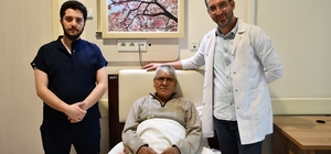 Alanya'da ULAR ameliyatıyla zorlu tümörde bağırsak devamlılığı korundu