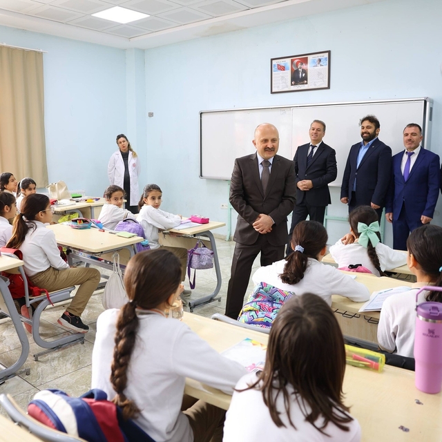 Adıyaman Valisi Osman Varol öğrencilerle buluştu