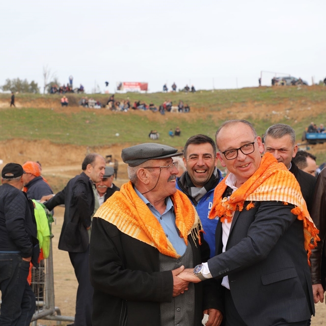 Turgutlu'da deve güreşleri heyecanı yaşanacak