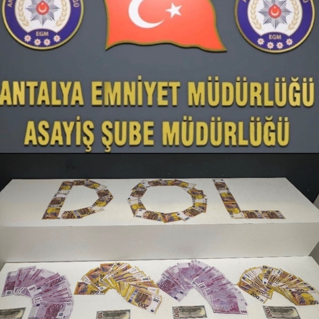 Antalya'da dolandırıcılık operasyonunda yakalanan 2 zanlı tutuklandı
