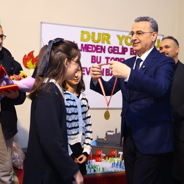 Başkan Kurnaz: "Gençler umut ve gurur veriyor"