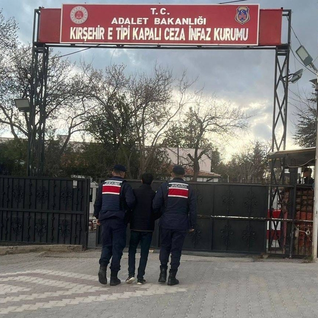 Akrabasının kimliğini kullanan firari hükümlü yakalandı