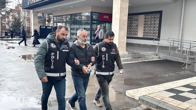 Bakan Gürlek'in tapu kayıtlarını sorgulayan tapu müdürü tutuklandı