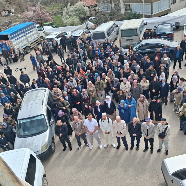 Beypazarı'nda umreye gidenler dualarla uğurlandı