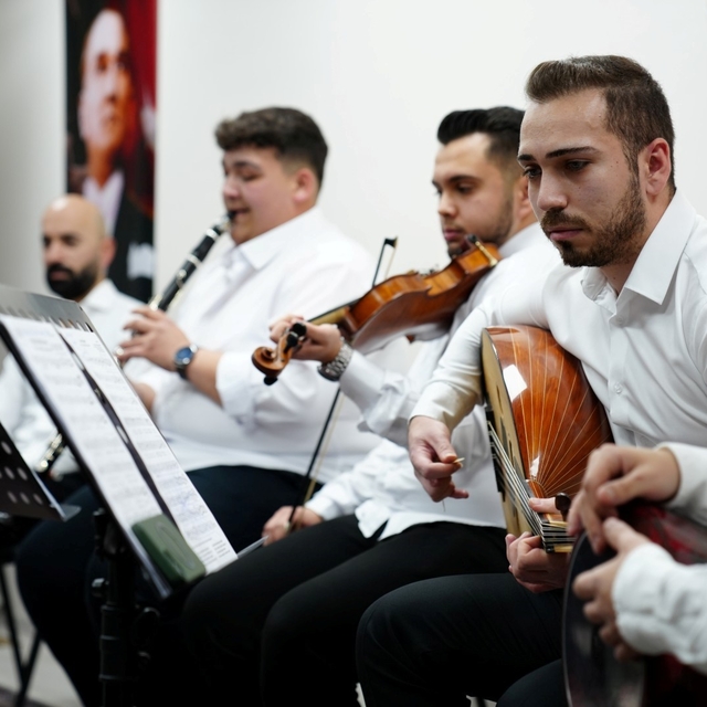 Yeni konser salonu hizmete müzikal tören ile açıldı