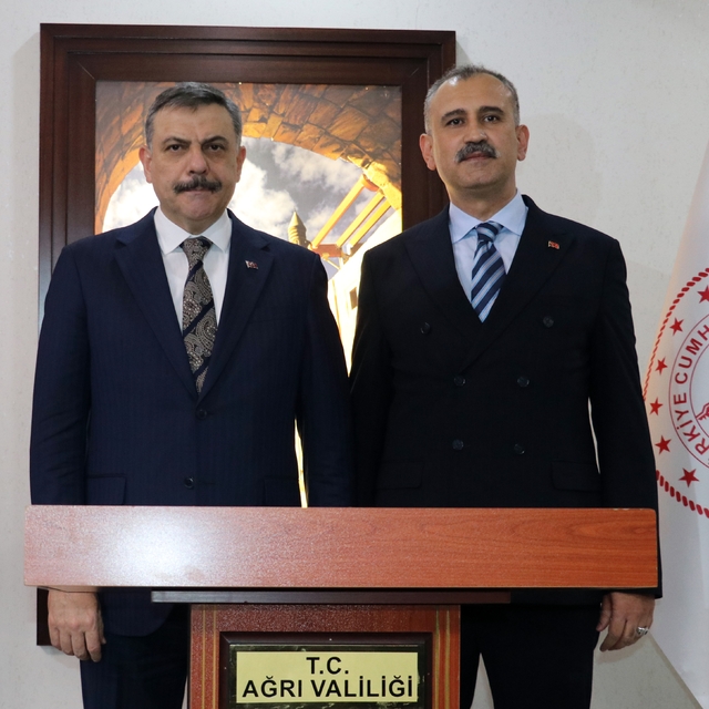 İçişleri Bakanı Çiftçi, Ağrı'da ziyaretlerde bulundu