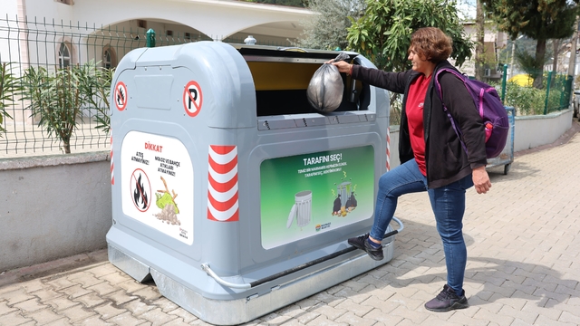 Marmaris'te akıllı konteyner dönemi başladı