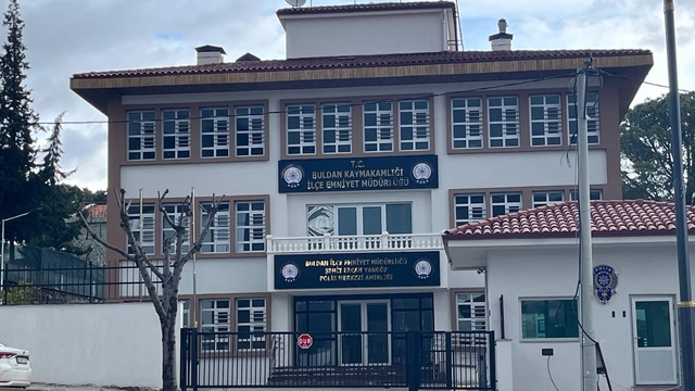 Buldan'da emniyeti yeni binasına taşındı