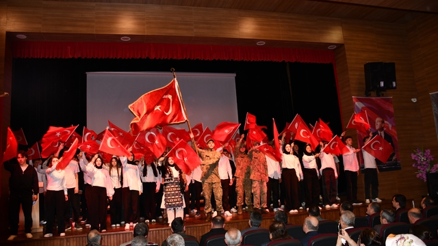 Vezirköprü'de Çanakkale Zaferi ve şehitleri anıldı