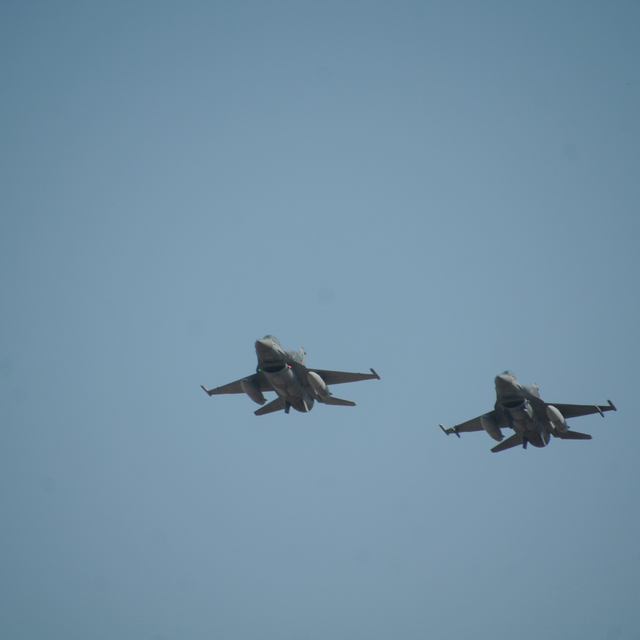 Edirne'de F-16 ve Bayraktar Akıncı'dan prova uçuşu