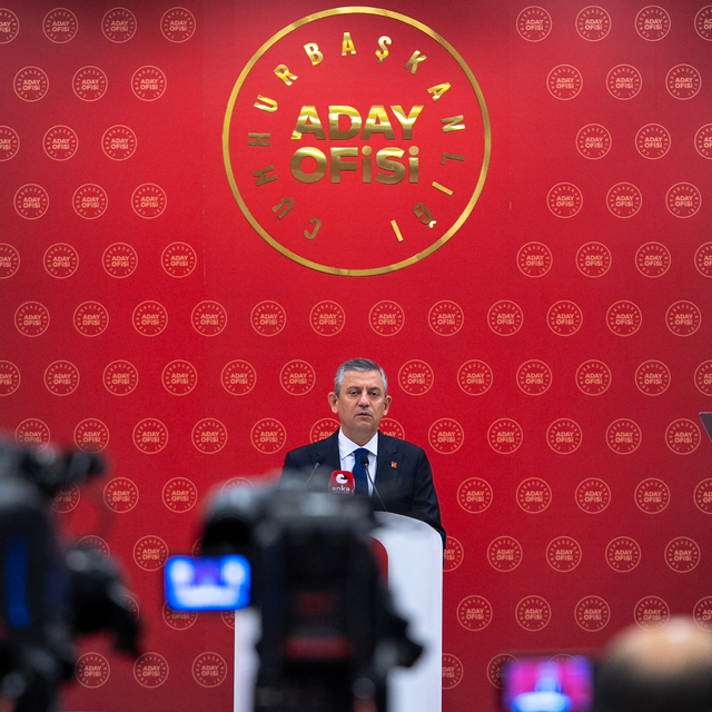 CHP Genel Başkanı Özel basın toplantısı düzenledi: