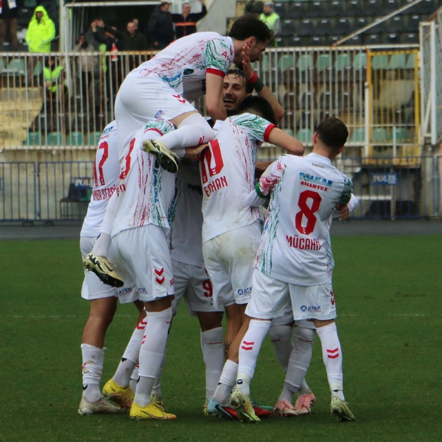 Denizli İdmanyurdu - Karşıyaka: 0-5
