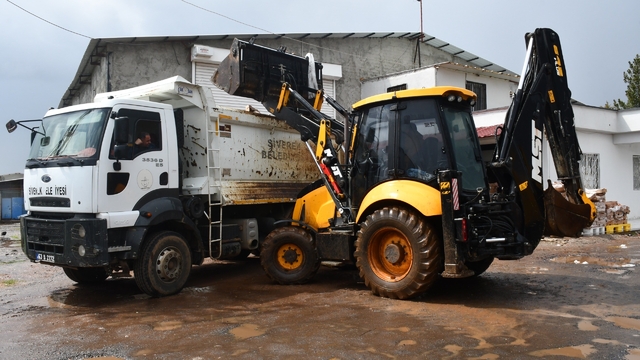 Şanlıurfa'da 50 ton bozuk tavuk ele geçirildi
