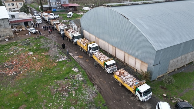 Şanlıurfa'da 50 ton bozuk tavuk eti ele geçirildi