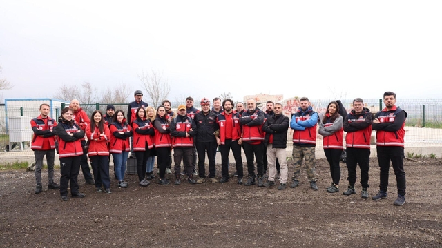Tekirdağ'da MEB-AKUB ekibine "Afetlerde Acil Barınma Hafif Düzey Akreditasyon" eğitimi