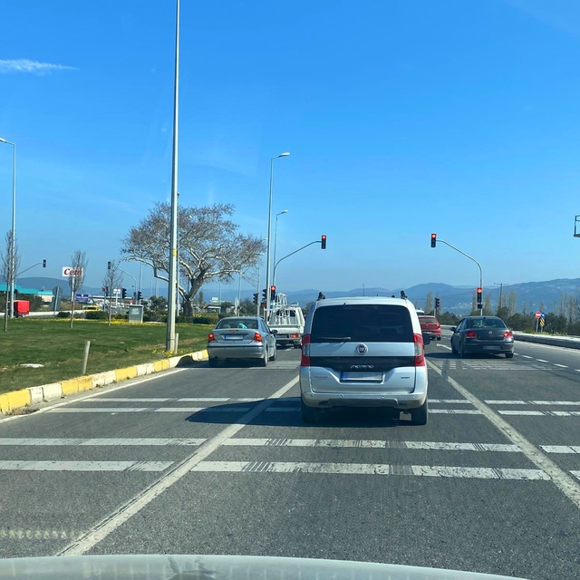 Havran ölüm kavşağına ışıklandırma yapıldı