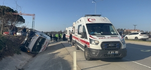 Çanakkale'de yolcu minibüsü devrildi: 8 yaralı