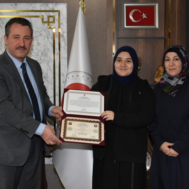 Bilecik'te hafızlık icazet belgeleri sahiplerine takdim edildi