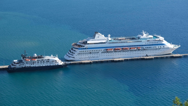 'Yüzen oteller' ile iki ayda 52 bin 748 yolcu seyahat etti