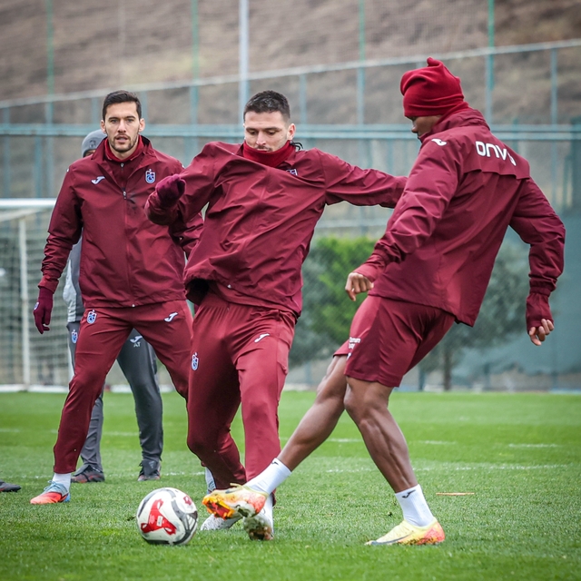 Trabzonspor'da yeniden yapılanmanın meyvelerini topluyor
Bordo-mavililer, 1...
